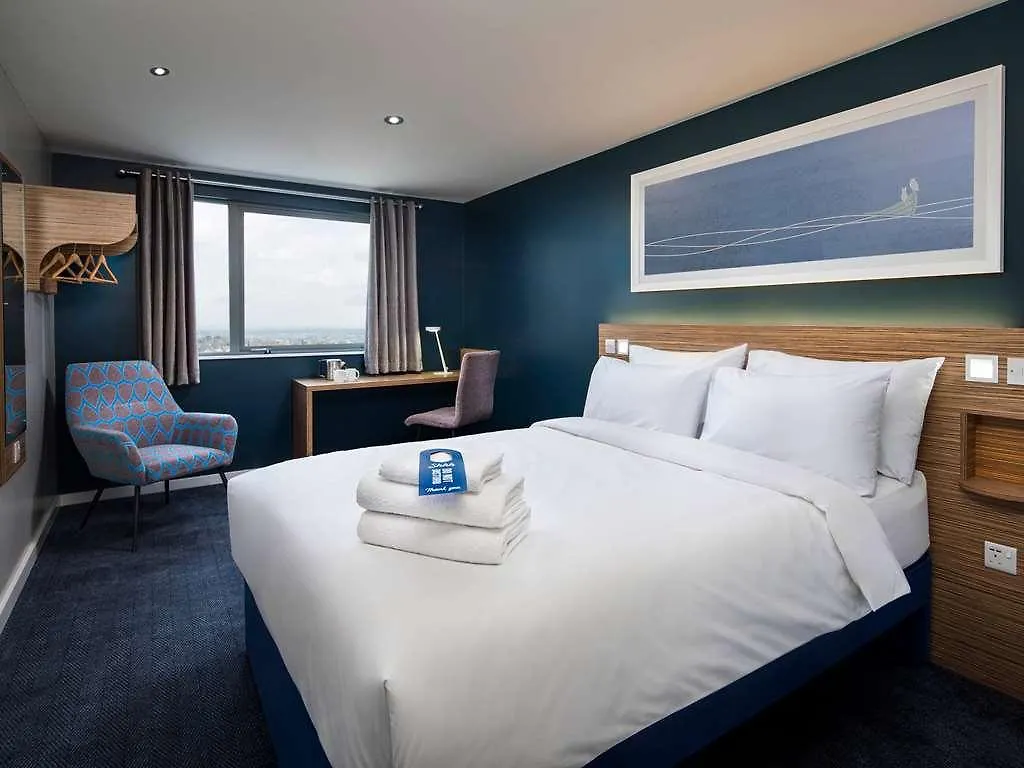 Travelodge London Central Bank Hotel